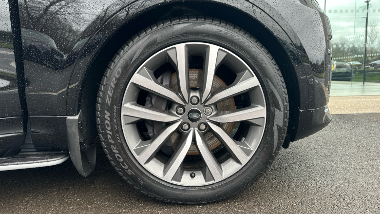 Land Rover Discovery 3.0 D350 Dynamic SE 5dr Auto Diesel Station Wagon